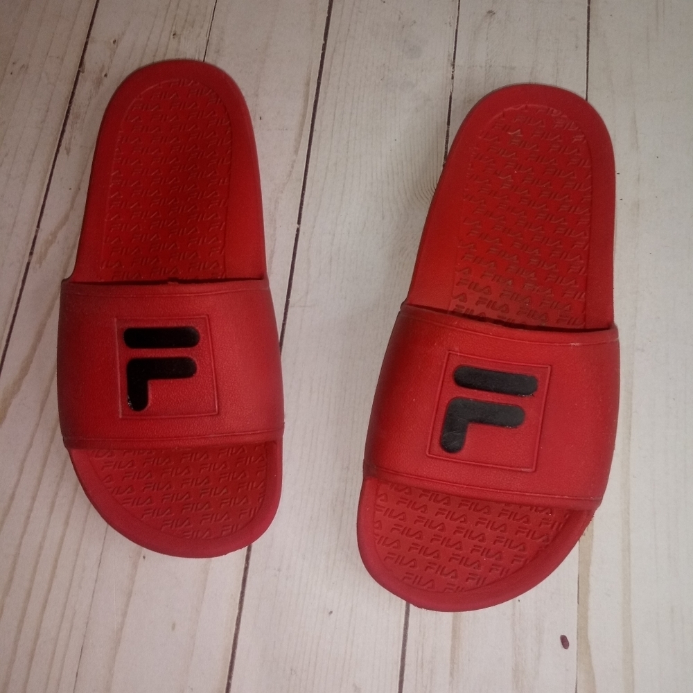 FILA Sleek Slide Red/Black Sandals Slides